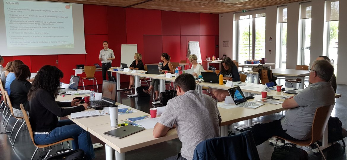 Phto groupe session formation auditeur juillet 2020